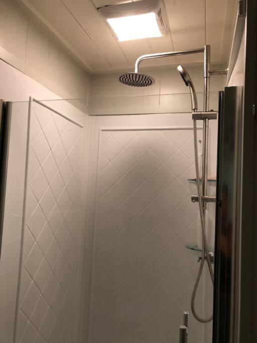 Cozy Cottage W Hot Tub, 5 Min Walk To Main St 하일랜즈 외부 사진